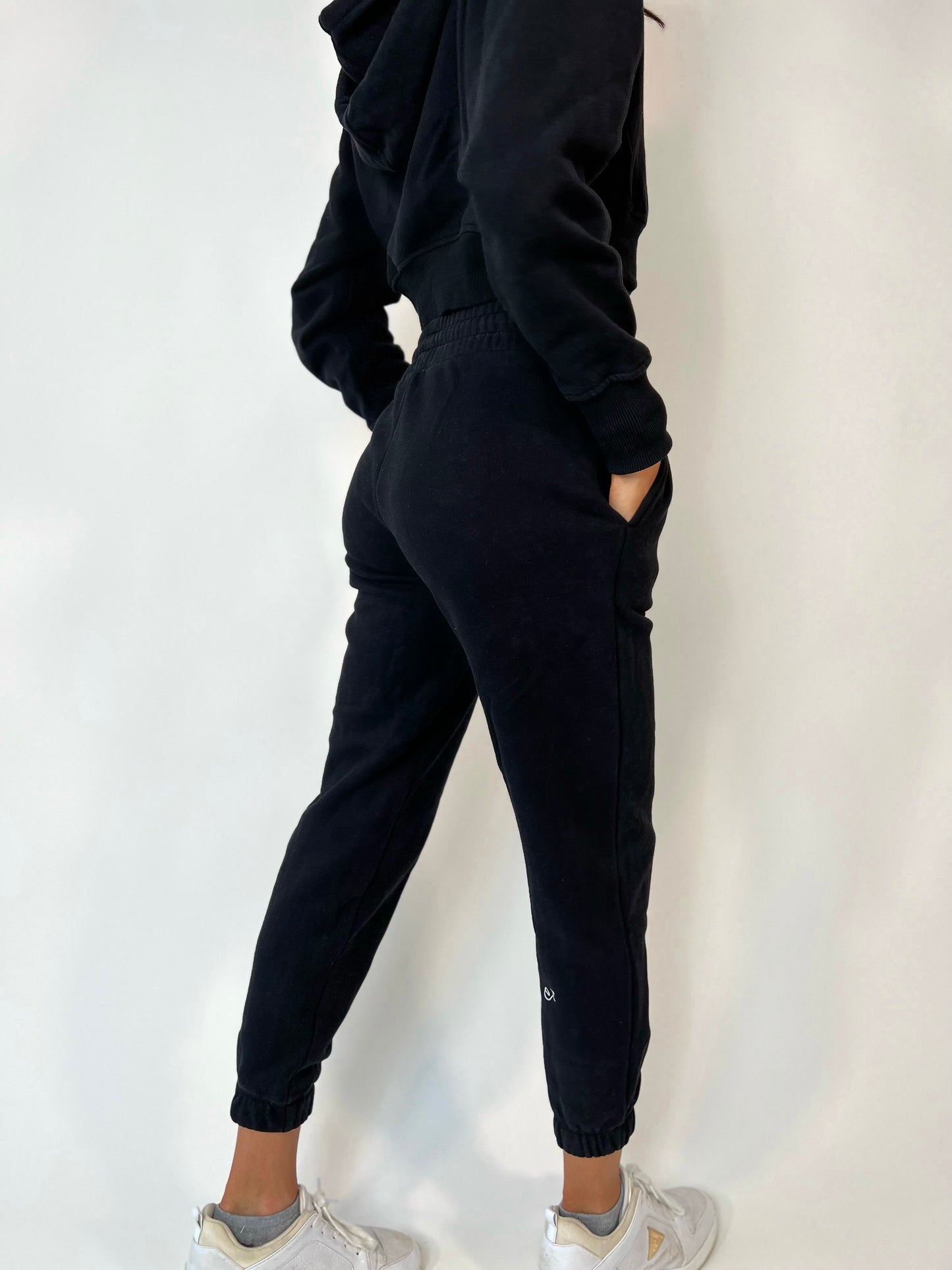 Revive Sweatpants