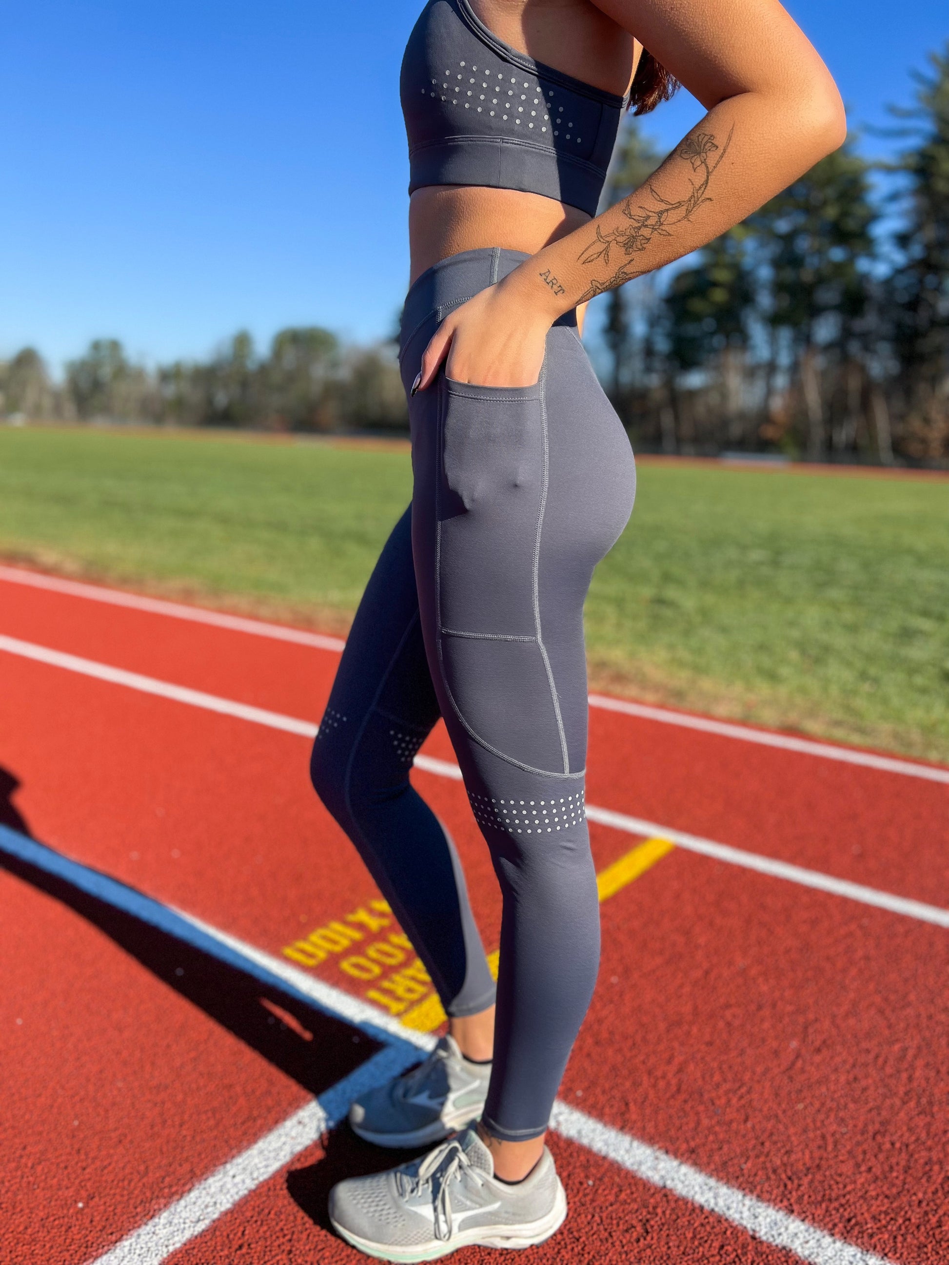 Runners Legging- Moonstruck Grey – Expntl Athletics